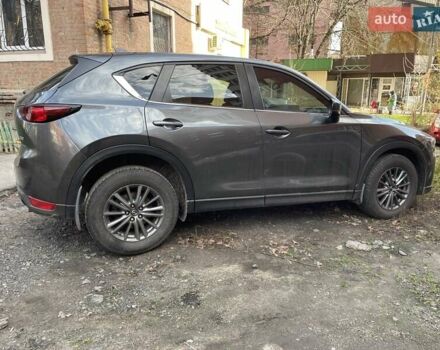 Серый Мазда СХ-5, объемом двигателя 2 л и пробегом 156 тыс. км за 19500 $, фото 4 на Automoto.ua