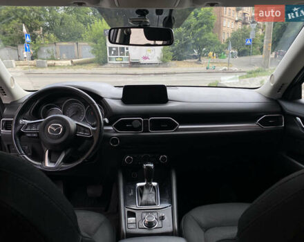 Серый Мазда СХ-5, объемом двигателя 2.19 л и пробегом 196 тыс. км за 18500 $, фото 7 на Automoto.ua