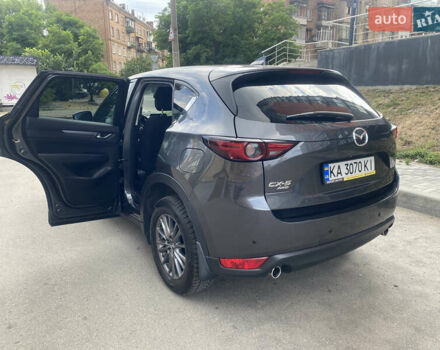 Серый Мазда СХ-5, объемом двигателя 2.19 л и пробегом 196 тыс. км за 18500 $, фото 6 на Automoto.ua