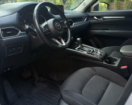 Мазда СХ-5 2018 в Львове на Automoto.ua Серый Мазда СХ-5, объемом двигателя 2 л и пробегом 65 тыс. км за 22500 $, фото 9 на Automoto.ua