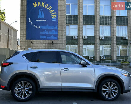 Серый Мазда СХ-5, объемом двигателя 2.49 л и пробегом 114 тыс. км за 19000 $, фото 3 на Automoto.ua