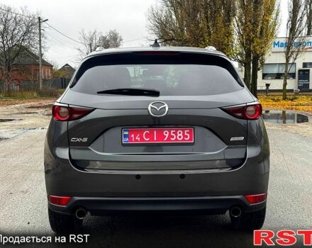 Серый Мазда СХ-5, объемом двигателя 2.5 л и пробегом 56 тыс. км за 18000 $, фото 4 на Automoto.ua