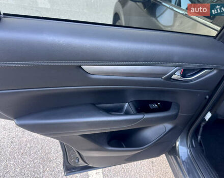 Серый Мазда СХ-5, объемом двигателя 2.5 л и пробегом 85 тыс. км за 22300 $, фото 25 на Automoto.ua