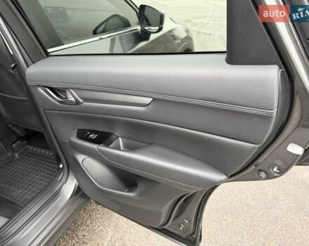 Серый Мазда СХ-5, объемом двигателя 2 л и пробегом 45 тыс. км за 23900 $, фото 33 на Automoto.ua