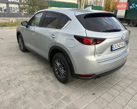 Мазда СХ-5 2020 в Черкассах на Automoto.ua Серый Мазда СХ-5, объемом двигателя 2.5 л и пробегом 128 тыс. км за 19400 $, фото 2 на Automoto.ua
