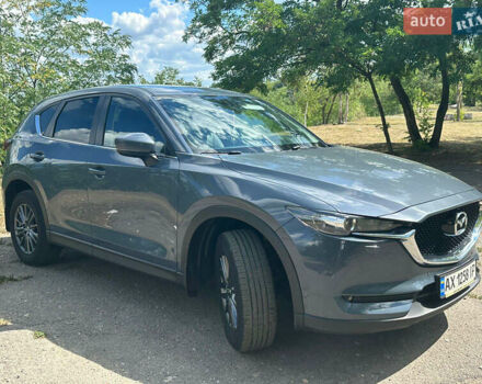 Серый Мазда СХ-5, объемом двигателя 2 л и пробегом 97 тыс. км за 25000 $, фото 2 на Automoto.ua