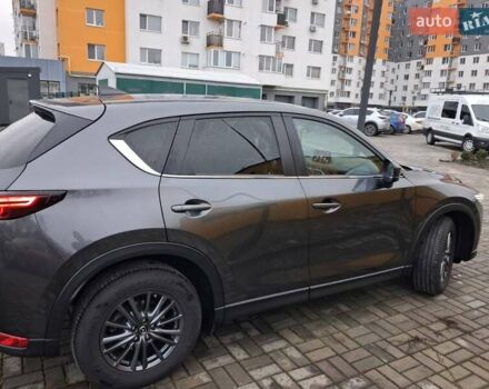 Серый Мазда СХ-5, объемом двигателя 2 л и пробегом 113 тыс. км за 23000 $, фото 2 на Automoto.ua