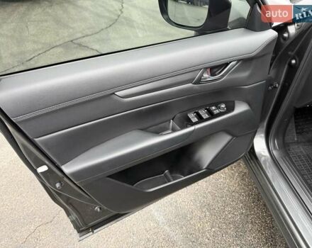 Серый Мазда СХ-5, объемом двигателя 2 л и пробегом 45 тыс. км за 23900 $, фото 26 на Automoto.ua