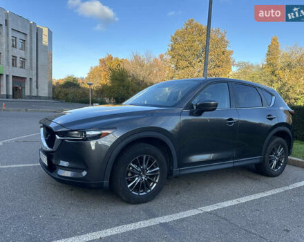 Серый Мазда СХ-5, объемом двигателя 2.5 л и пробегом 85 тыс. км за 22300 $, фото 3 на Automoto.ua