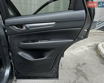 Серый Мазда СХ-5, объемом двигателя 2.5 л и пробегом 44 тыс. км за 21999 $, фото 12 на Automoto.ua