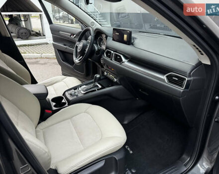 Серый Мазда СХ-5, объемом двигателя 2.5 л и пробегом 44 тыс. км за 21999 $, фото 15 на Automoto.ua