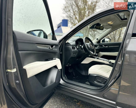 Сірий Мазда СХ-5, об'ємом двигуна 2.5 л та пробігом 46 тис. км за 23000 $, фото 9 на Automoto.ua