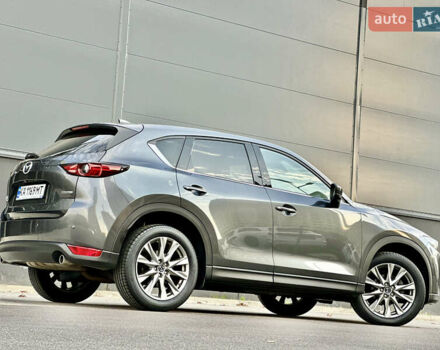 Серый Мазда СХ-5, объемом двигателя 2.5 л и пробегом 50 тыс. км за 29900 $, фото 1 на Automoto.ua