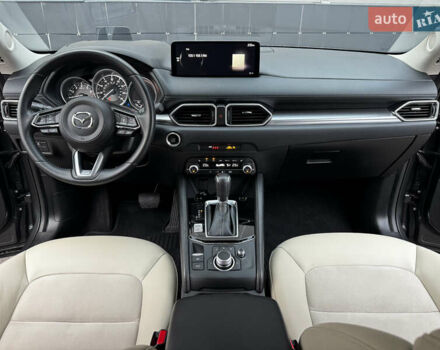 Серый Мазда СХ-5, объемом двигателя 2.5 л и пробегом 44 тыс. км за 21999 $, фото 16 на Automoto.ua