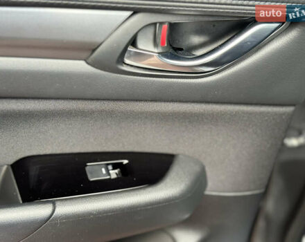 Серый Мазда СХ-5, объемом двигателя 2 л и пробегом 47 тыс. км за 26500 $, фото 45 на Automoto.ua