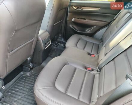 Мазда СХ-5 2023 в Ивано-Франковске на Automoto.ua Серый Мазда СХ-5, объемом двигателя 2.5 л и пробегом 31 тыс. км за 29950 $, фото 2 на Automoto.ua