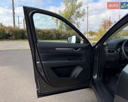 Серый Мазда СХ-5, объемом двигателя 2.49 л и пробегом 15 тыс. км за 27000 $, фото 36 на Automoto.ua