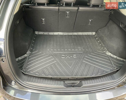 Серый Мазда СХ-5, объемом двигателя 2 л и пробегом 12 тыс. км за 23700 $, фото 28 на Automoto.ua