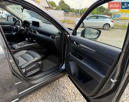 Мазда СХ-5 2023 в Черновцах на Automoto.ua Серый Мазда СХ-5, объемом двигателя 2.49 л и пробегом 15 тыс. км за 26000 $, фото 12 на Automoto.ua