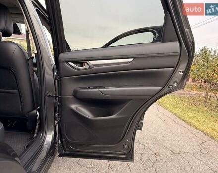 Мазда СХ-5 2023 в Киеве на Automoto.ua Серый Мазда СХ-5, объемом двигателя 2.49 л и пробегом 19 тыс. км за 22900 $, фото 40 на Automoto.ua