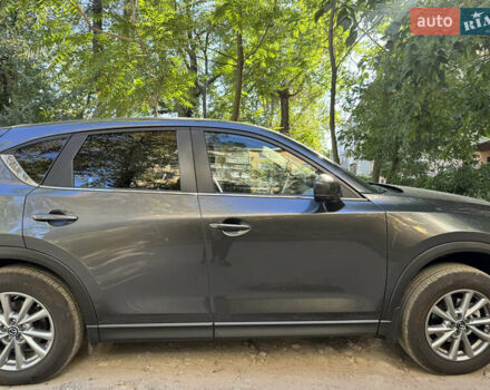 Серый Мазда СХ-5, объемом двигателя 2 л и пробегом 14 тыс. км за 29000 $, фото 2 на Automoto.ua