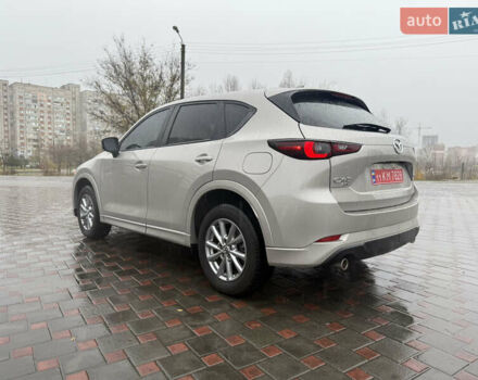 Сірий Мазда СХ-5, об'ємом двигуна 2.49 л та пробігом 15 тис. км за 24000 $, фото 3 на Automoto.ua