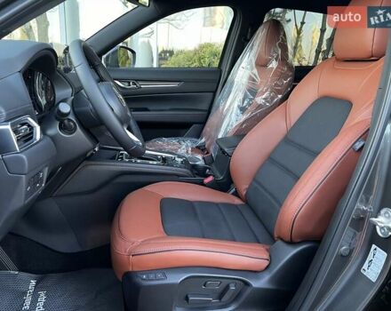 Серый Мазда СХ-5, объемом двигателя 2.49 л и пробегом 1 тыс. км за 36419 $, фото 31 на Automoto.ua