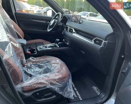 Серый Мазда СХ-5, объемом двигателя 2.49 л и пробегом 1 тыс. км за 36419 $, фото 24 на Automoto.ua