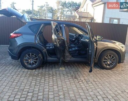 Серый Мазда СХ-5, объемом двигателя 2.2 л и пробегом 255 тыс. км за 15700 $, фото 1 на Automoto.ua