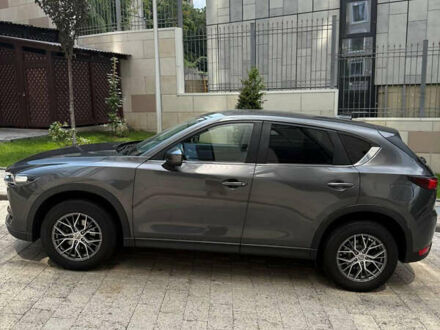 Серый Мазда СХ-5, объемом двигателя 2 л и пробегом 180 тыс. км за 17600 $, фото 1 на Automoto.ua