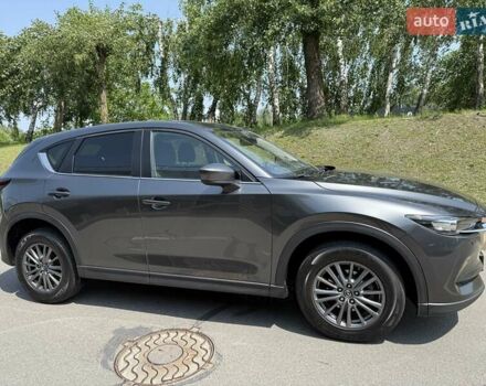 Серый Мазда СХ-5, объемом двигателя 2 л и пробегом 129 тыс. км за 19300 $, фото 1 на Automoto.ua