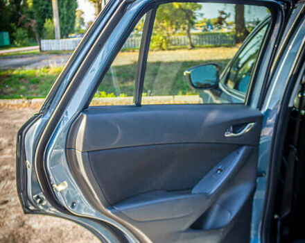 Синий Мазда СХ-5, объемом двигателя 2.5 л и пробегом 80 тыс. км за 16400 $, фото 8 на Automoto.ua