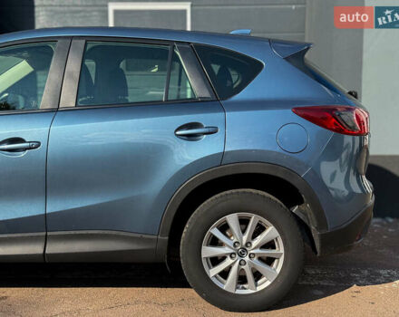 Синий Мазда СХ-5, объемом двигателя 2.49 л и пробегом 255 тыс. км за 13300 $, фото 2 на Automoto.ua