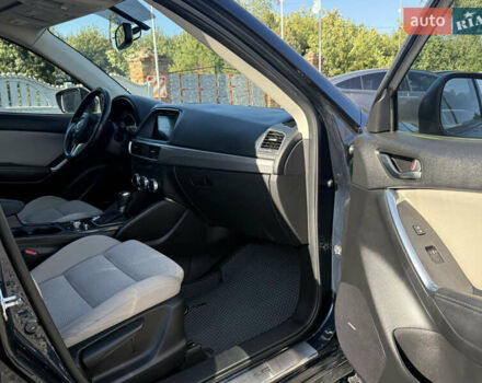 Мазда СХ-5 2016 в Хмельницком на Automoto.ua Синий Мазда СХ-5, объемом двигателя 2.49 л и пробегом 150 тыс. км за 14900 $, фото 7 на Automoto.ua