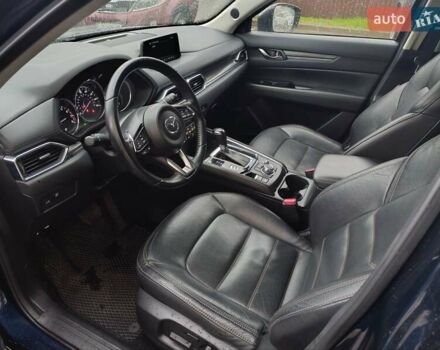 Мазда СХ-5 2017 в Чернигове на Automoto.ua Синий Мазда СХ-5, объемом двигателя 2.49 л и пробегом 86 тыс. км за 18900 $, фото 9 на Automoto.ua