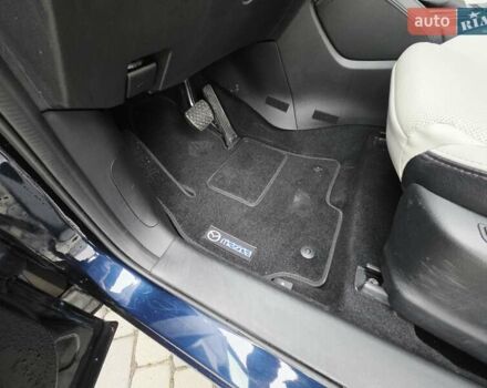 Синий Мазда СХ-5, объемом двигателя 2.2 л и пробегом 148 тыс. км за 18450 $, фото 100 на Automoto.ua