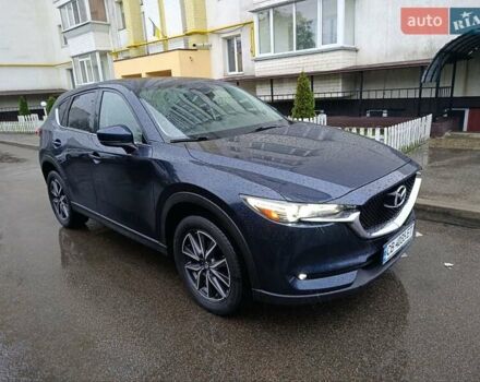 Мазда СХ-5 2017 в Чернигове на Automoto.ua Синий Мазда СХ-5, объемом двигателя 2.49 л и пробегом 86 тыс. км за 18900 $, фото 7 на Automoto.ua