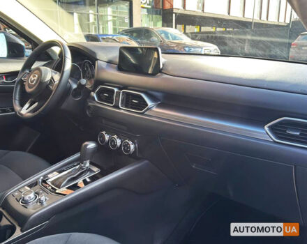 Мазда СХ-5 2018 в Черновцах на Automoto.ua Синий Мазда СХ-5, объемом двигателя 2.5 л и пробегом 26 тыс. км за 19400 $, фото 13 на Automoto.ua