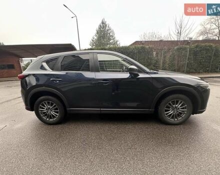 Синий Мазда СХ-5, объемом двигателя 2.19 л и пробегом 133 тыс. км за 19500 $, фото 3 на Automoto.ua