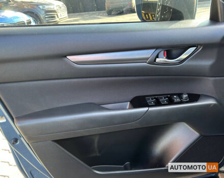 Мазда СХ-5 2018 в Черновцах на Automoto.ua Синий Мазда СХ-5, объемом двигателя 2.5 л и пробегом 26 тыс. км за 19400 $, фото 6 на Automoto.ua