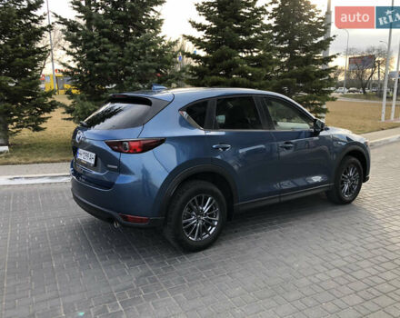 Синий Мазда СХ-5, объемом двигателя 2.49 л и пробегом 106 тыс. км за 21900 $, фото 2 на Automoto.ua