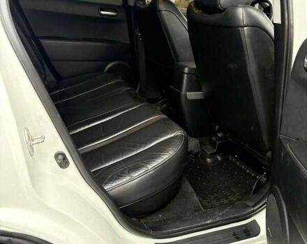 Білий Мазда СХ-7, об'ємом двигуна 2.26 л та пробігом 130 тис. км за 7200 $, фото 6 на Automoto.ua