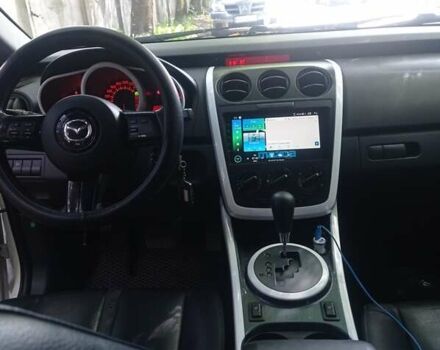 Белый Мазда СХ-7, объемом двигателя 2.26 л и пробегом 235 тыс. км за 7500 $, фото 6 на Automoto.ua