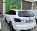 Белый Мазда СХ-7, объемом двигателя 2.26 л и пробегом 235 тыс. км за 7500 $, фото 3 на Automoto.ua