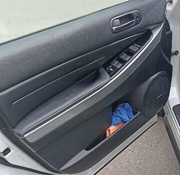 Белый Мазда СХ-7, объемом двигателя 2.26 л и пробегом 193 тыс. км за 8500 $, фото 22 на Automoto.ua