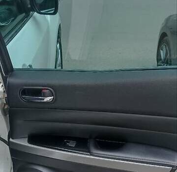 Белый Мазда СХ-7, объемом двигателя 2.26 л и пробегом 193 тыс. км за 8500 $, фото 21 на Automoto.ua