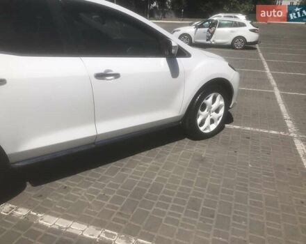 Белый Мазда СХ-7, объемом двигателя 2.26 л и пробегом 145 тыс. км за 10000 $, фото 3 на Automoto.ua