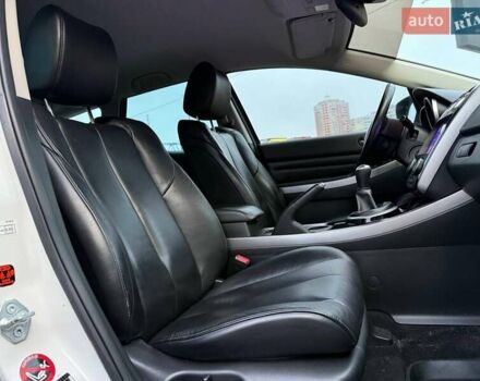 Білий Мазда СХ-7, об'ємом двигуна 2.18 л та пробігом 226 тис. км за 9690 $, фото 12 на Automoto.ua