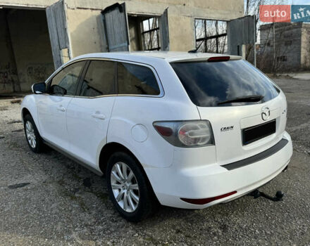 Білий Мазда СХ-7, об'ємом двигуна 2.49 л та пробігом 350 тис. км за 8200 $, фото 6 на Automoto.ua