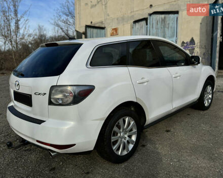 Білий Мазда СХ-7, об'ємом двигуна 2.49 л та пробігом 350 тис. км за 8200 $, фото 9 на Automoto.ua